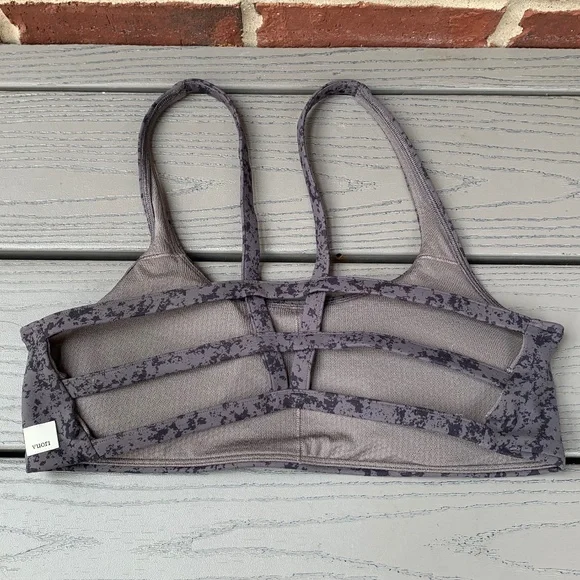 Vuori Pose Plyo Tank and Vuori Yosemite Sports Bra - Picture 8 of 14